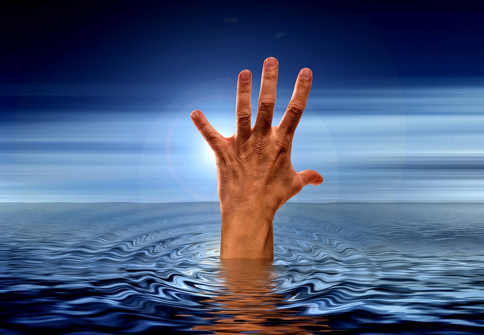 drowning - pixabay